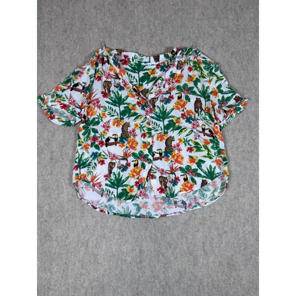 k181. Jane + Delancey Tropical Jungle Leopard Toucan Button Down Shirt Medium